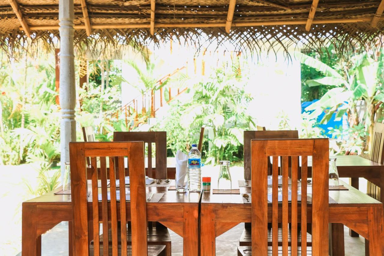 Hotel Anb Surf View Tangalle Exterior foto